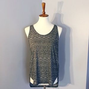 H&M BLACK & WHITE DESIGN TANK TOP